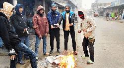 পূর্বধলায় শীতের দাপটে বিপর্যস্ত জনজীবন