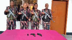 বেনাপোল সীমান্তে বিজিবির অভিযানে পিস্তল, ম্যাগাজিন ও গুলি আটক 
