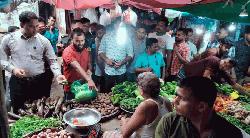 দোহারে বাজার মনিটরিংয়ে ২০ হাজার টাকা জরিমানা