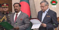 স্পিকার ও ডেপুটি স্পিকারকে শপথ পড়ালেন রাষ্ট্রপতি