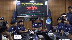 নারায়ণগঞ্জে ৫৩ রাউন্ড গুলিসহ রাজ্জাক বাহিনীর প্রধান ও ছেলে গ্রেফতার