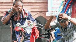 এপ্রিলের দাবদাহে তাপমাত্রা ৪২ ডিগ্রি ছোঁয়ার আশঙ্কা