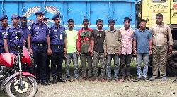 নওগাঁয় দেশি অস্ত্রসহ সাত ডাকাত সদস্য গ্রেপ্তার