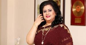 মৃত্যুর গুজব উড়িয়ে দিলেন রুনা লায়লা