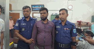 গাইবান্ধায় ভুয়া দুদক কর্মকর্তা আটক  