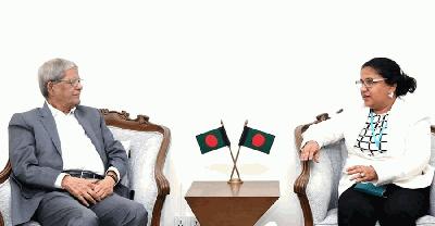 স্থানীয় সরকার মন্ত্রীর সঙ্গে ইউএনডিপি প্রতিনিধিদলের বৈঠক