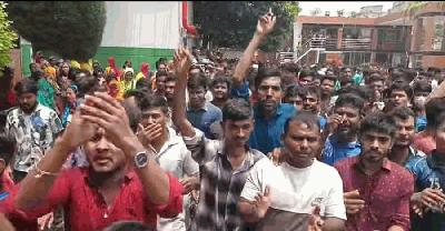 নারায়ণগঞ্জে পোশাক কারখানার স্টোররুমে কর্মকর্তার ঝুলন্ত লাশ