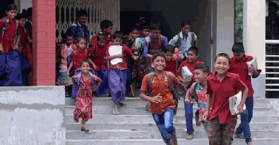 আজ থেকেই প্রাথমিক বিদ্যালয়ে ছুটি শুরু