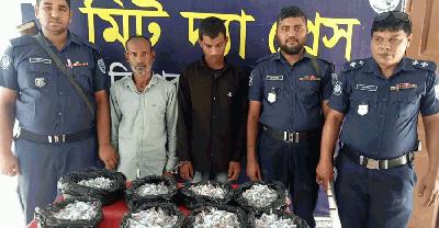 হিলি সীমান্তে ২ হাজার অ্যাম্পুলসহ আটক ২