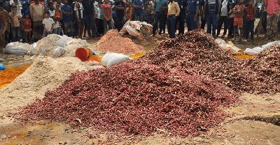 কারখানায় অভিযান দেড় লাখ টাকা জরিমানা