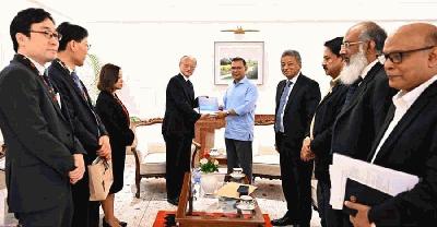 প্রধানমন্ত্রীর সঙ্গে এডিবি প্রেসিডেন্টের সাক্ষাৎ