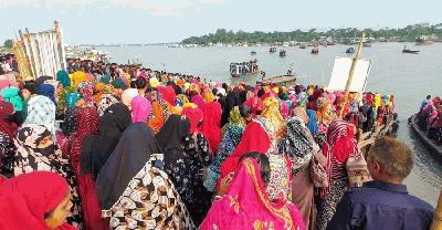 জুনেই মোংলায় ২৪ ঘণ্টা ফেরি চলাচল, লক্ষ্য ঝুলন্ত সেতু