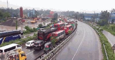 ঢাকা-টাঙ্গাইল-যমুনা সেতু মহাসড়কে ৫৫ কিলোমিটার যানজট