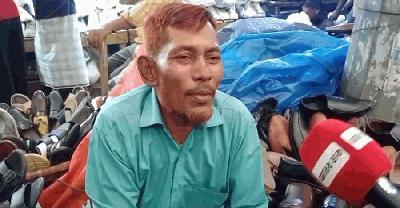 গুলিস্তানের ফুটপাতের জুতা ব্যবসায়ী আজিজুলের সফলতার গল্প