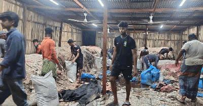 শিবচরে কোরবানির পশুর চামড়ার মূল্য কম, নষ্ট হওয়ার শঙ্কা ব্যবসায়ীদের   