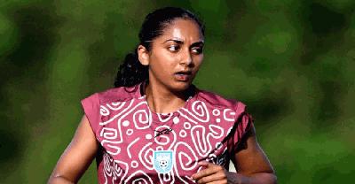 বাংলাদেশ দলে ভিন্ন মাত্রা যোগ করেছেন আনিকা