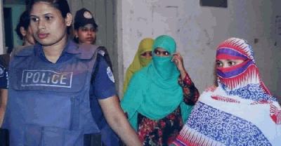অবশেষে খালাস পেলেন তিন শিক্ষার্থী