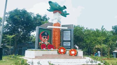 রায়পুরায় বীরশ্রেষ্ঠ মতিউর রহমানের স্মৃতি ম্যুরাল উদ্বোধন