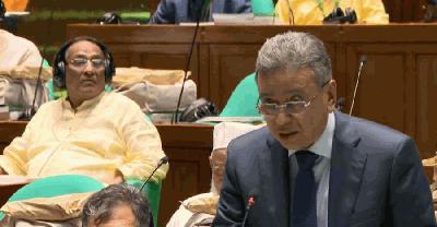 জাতীয় সংসদে বাজেট পেশ করছেন অর্থমন্ত্রী 
