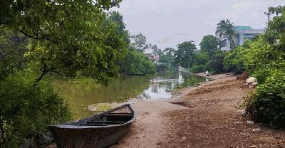  নাসিরনগরে ফকিরদিয়ার একমাত্র সড়ক বেহাল, অনিয়মের অভিযোগ 