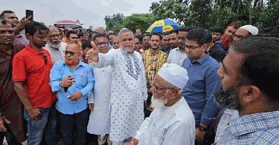 খোয়াই নদীর বাঁধে নতুন করে ভাঙনের শঙ্কা