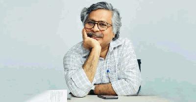 ত্রাণের ব্যাগে স্থানীয় মৌসুমি ফলও থাকুক  