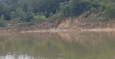  টানা ভারী বর্ষণে লামায় হারেস মাল্টি ফার্মের বাঁধ ভেঙে কোটি টাকার ক্ষয়ক্ষতি  