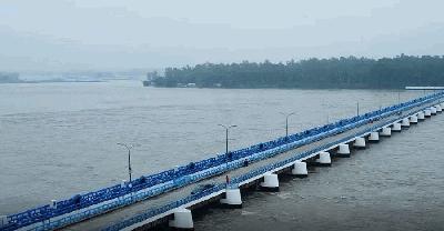 বিপৎসীমার কাছাকাছি তিস্তা, খোলা হয়েছে ৪৪ জলকপাট