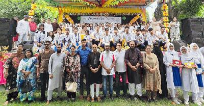 উচ্ছ্বাস-উদ্দীপনায় সম্পন্ন হলো হরিহরপাড়া উচ্চ বিদ্যালয়ের সুবর্ণ জয়ন্তীর শিক্ষার্থী মিলনমেলা