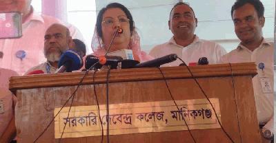 দেশপ্রেম থাকলে দুর্নীতি করা সম্ভব নয়: বিমানমন্ত্রী