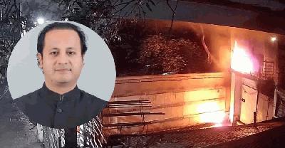 চট্টগ্রামে সাবেক শিক্ষামন্ত্রী নওফেলের বাসভবনে হামলা-অগ্নিসংযোগ