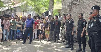 মাদ্রাসার পাশে বোমা বিস্ফোরণ, আহত ৫ ছাত্রী