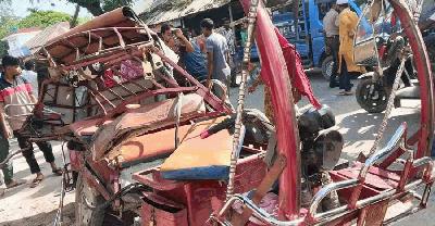 হাতীবান্ধায় ট্রাকের চাপায় ইজিবাইকের দুই যাত্রী নিহত, আহত ৫