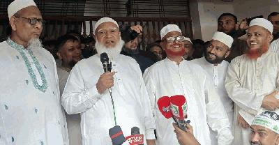 বিদ্যুৎ যায় না, মাঝে মাঝে আসে—সরকারকে জামায়াত আমিরের কড়া খোঁচা