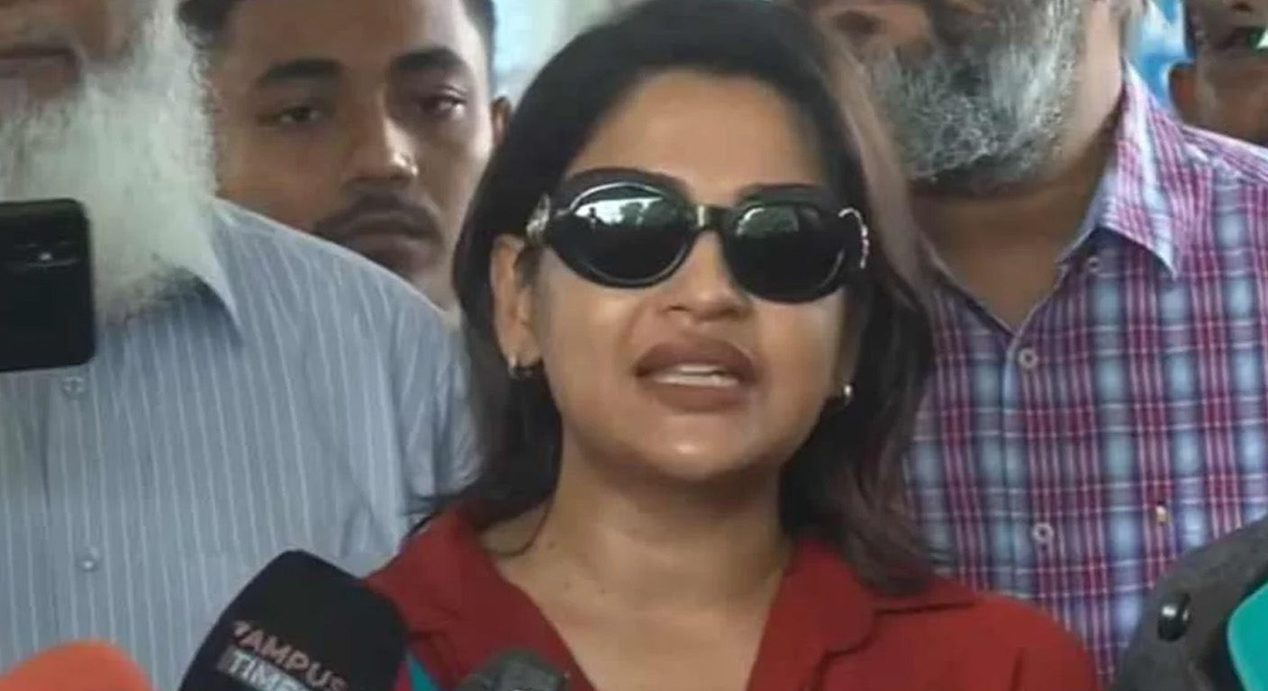 দেশে ফিরেই বাঁধনের হুঁশিয়ারি, হামলাকারীরাই এখন অনিরাপদ
