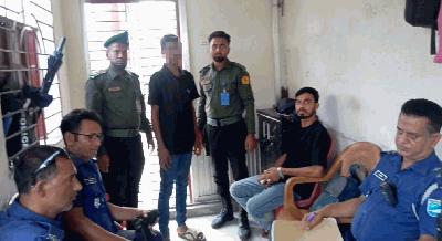 নারায়ণগঞ্জে আনসারের হাতে ছিনতাইকারী আটক
