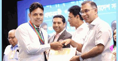 কয়রার সেরাজুল ইসলাম সবুজ জাতীয় পর্যায়ে সেরা গুণী শিক্ষক