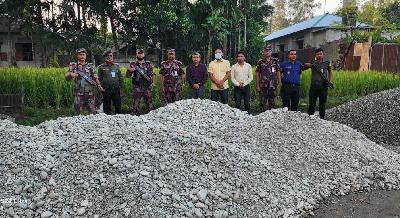 তিস্তায় পাথর লুটের আস্তানায় অভিযান, জব্দ ২৫ হাজার ঘনফুট পাথর