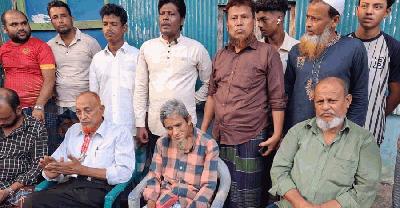 চাটখিলে স্ত্রী-সন্তানের বিরুদ্ধে প্রবাসীকে মারধর করে বাড়ি থেকে বের করে দেওয়ার অভিযোগ